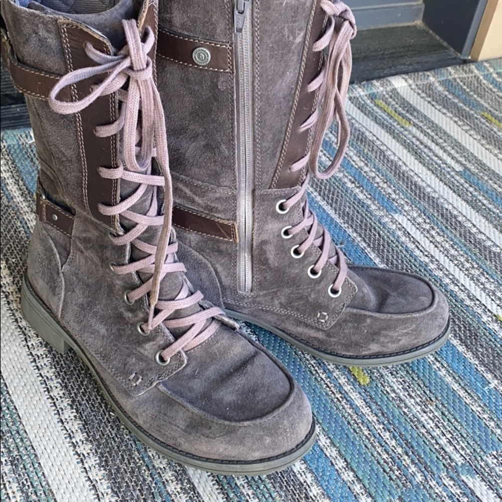 Northface boots size 9.5